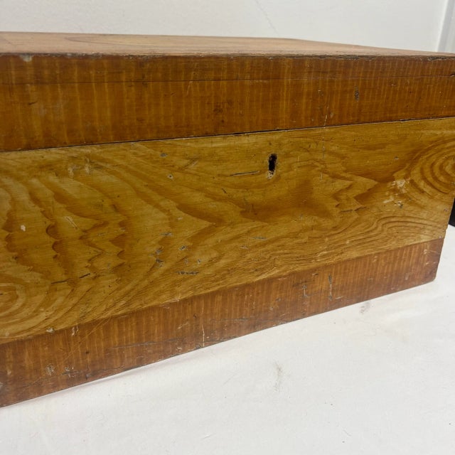 Early 1900s Antique Grain Painted Wood Box For Sale - Image 4 of 5