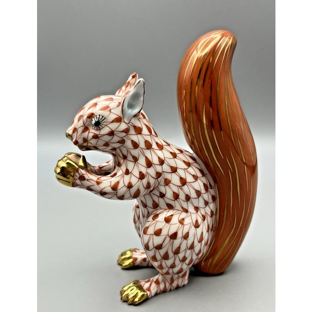1990s Vintage MCM Herend Rust Fishnet Squirrel Figurine For Sale - Image 5 of 7