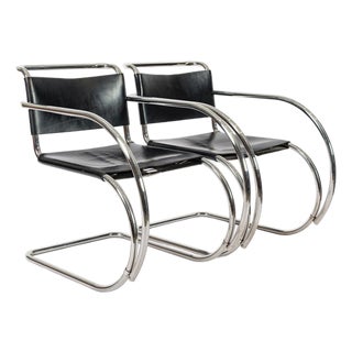 Bauhaus Mr20 Black Leather Arm Chairs by Mies Van Der Rohe for Knoll, 1979 For Sale