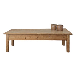 Antique English Pine Coffee Table - Circa 1910 For Sale