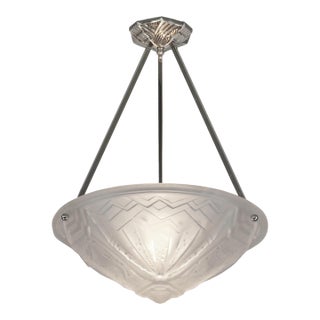 1930s French Art Deco Pendant Light by Hettier Et Vincent & Muller Freres France For Sale