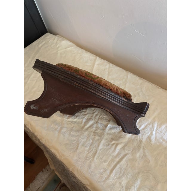 Late 19th Centur Victorian Horseshoe Footstool For Sale - Image 4 of 7