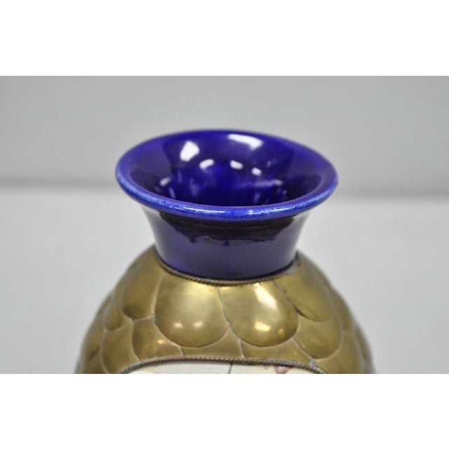 Blue 20th C. Mateos Mexico Tonala Pottery Mid Century Modern Brass Peacock Feather 7" Vase For Sale - Image 8 of 14