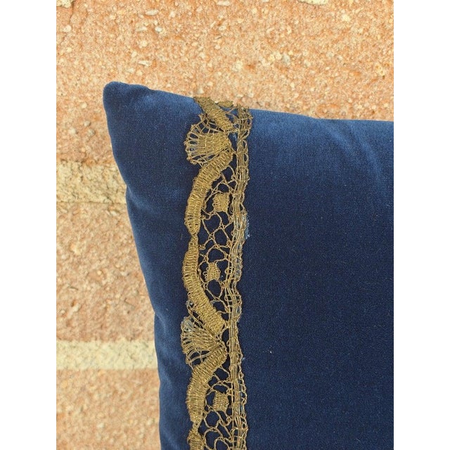 Melissa Levinson Pair of French Sapphire Velvet Pillows With 19th Century Gold Metallic Appliques For Sale - Image 4 of 11