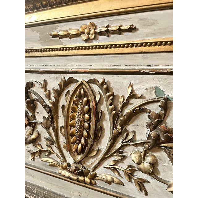 French 18th Century French Painted and Giltwood Supraporte For Sale - Image 3 of 5