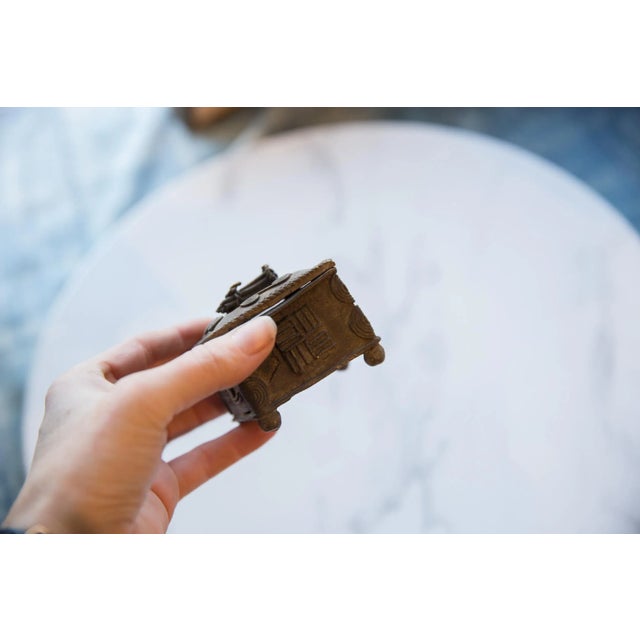 1960s Vintage African Bronze Stick Bundle Box For Sale - Image 5 of 11