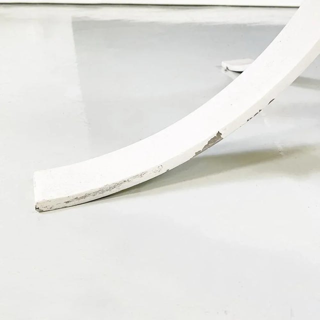 Italian Modern Round Dining Table in White Metal and Wood, 1970s For Sale - Image 11 of 13