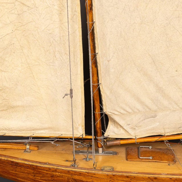 Vintage English Carved Hull Pond Yacht, 1930s For Sale - Image 11 of 18