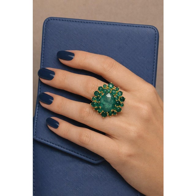 Late 20th Century Bochic “Orient” Vintage Zambian Emerald Ring Set In 18K Yellow Gold & Silver For Sale - Image 5 of 8