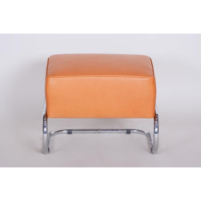 If you are looking for an original piece of furniture with a clear historical signature for your interior, this 1930s...