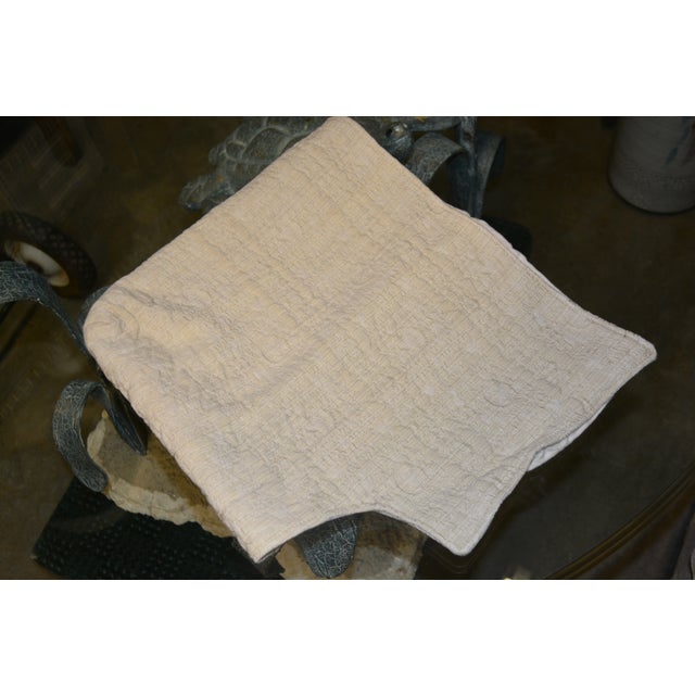 Vintage Henredon Schoonbeck Curved Back Cream Embossed Tufted Settee / Sofa For Sale - Image 13 of 15