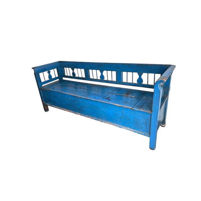 Antique 18th C Painted American Primitive Blanket Chest Bench.