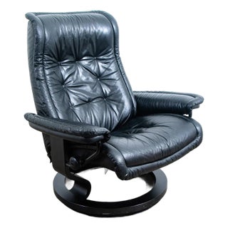 1960s Mid Century Modern Lounge Chair Black Leather Ekornes Recliner Norway Stressless For Sale