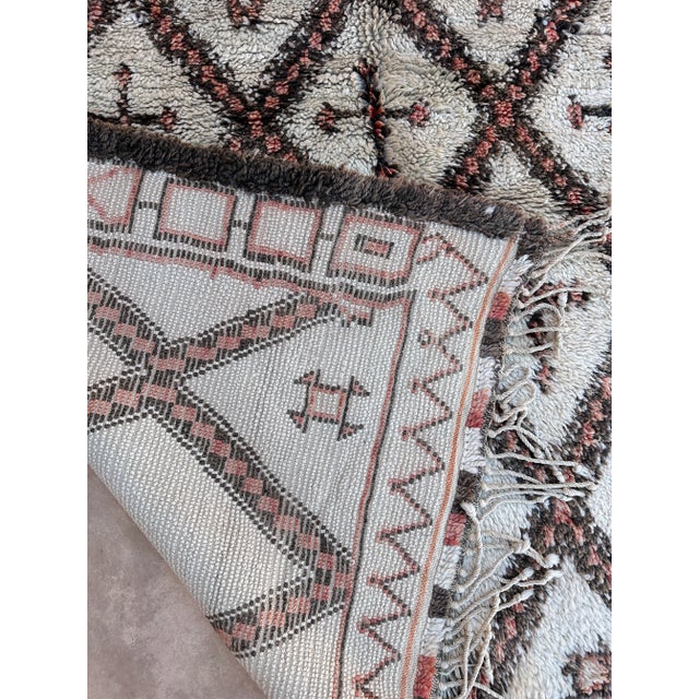 Moroccan Vintage Beni Ourain Moroccan Rug For Sale - Image 3 of 9