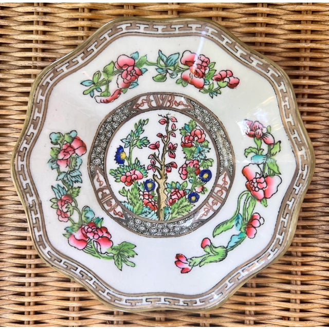 An older scalloped Indian tree pattern dish by Coalport. Perfect for display or functional use. would make an excellent...