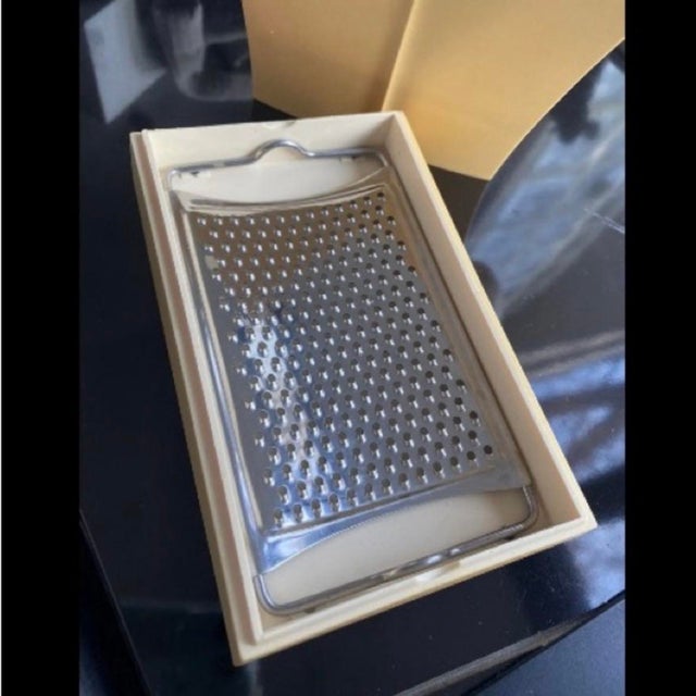 Rare Vintage 1990s Mr Meumeu Parmesan Cheese Grater Philippe Starck for Alessi For Sale - Image 12 of 12