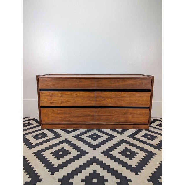 MCM Esprit Collection 6 Drawer Lowboy Dresser by Merton Gershun for Dillingham Beautiful mid century modern 6 drawer...