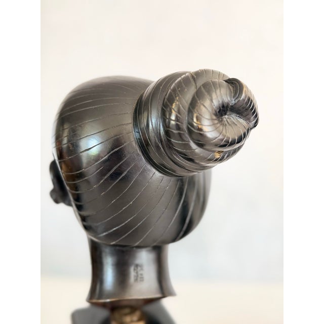 Pair of Vietnamese Bronze Bust Sculptures Nguyen Thanh Le Attribution Luxury Asian Art | Mid-Century Patinated Bronze Circa 1950’s For Sale - Image 10 of 12