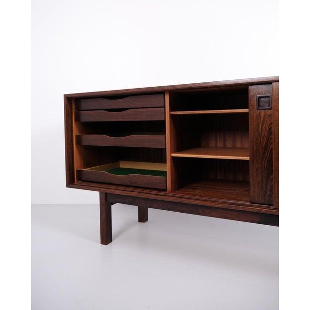 Model 21 Sideboard in Rosewood by Gunni Omann for Omman Jun, 1960s For Sale - Image 3 of 11