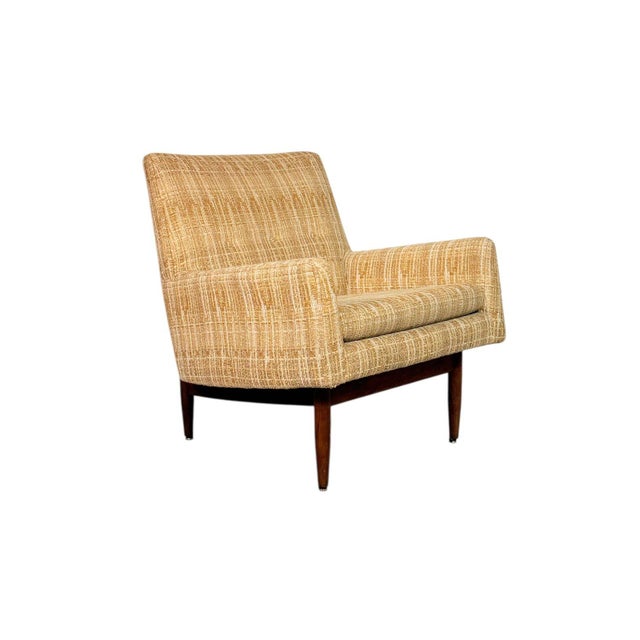 Mid-Century Modern 1950s Jens Risom Club Lounge Chair With Walnut Frame For Sale - Image 3 of 13