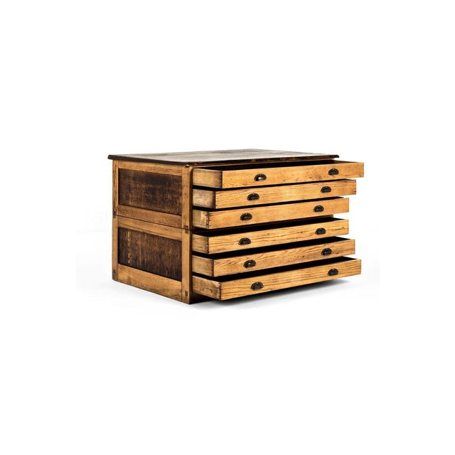 Large Plan Chest in Pine For Sale - Image 4 of 16