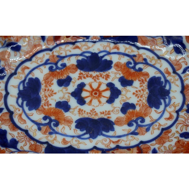Circa 1860s Meiji Period Japanese Imari Porcelain Oval Scalloped Bowl For Sale In Raleigh - Image 6 of 7