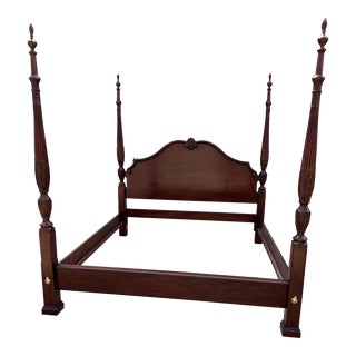 Vintage Kincaid Furniture Carved Mahogany King Size 4 Poster Bed For Sale