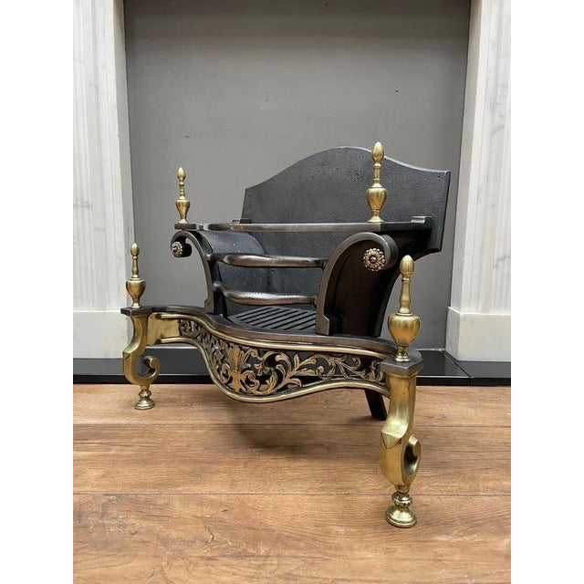 1900 - 1909 English Brass and Wrought Iron Fire Grate, 1900s For Sale - Image 5 of 7