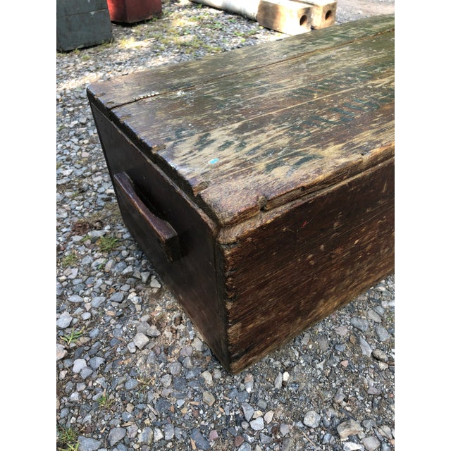 1930s 1930s Rustic Distressed Small Wooden Trunk For Sale - Image 5 of 12