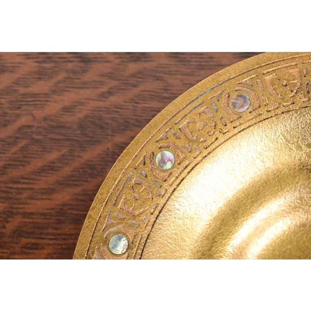 Early 20th Century Tiffany Studios New York Bronze Doré Bowl With Abalone Inlay For Sale - Image 5 of 10