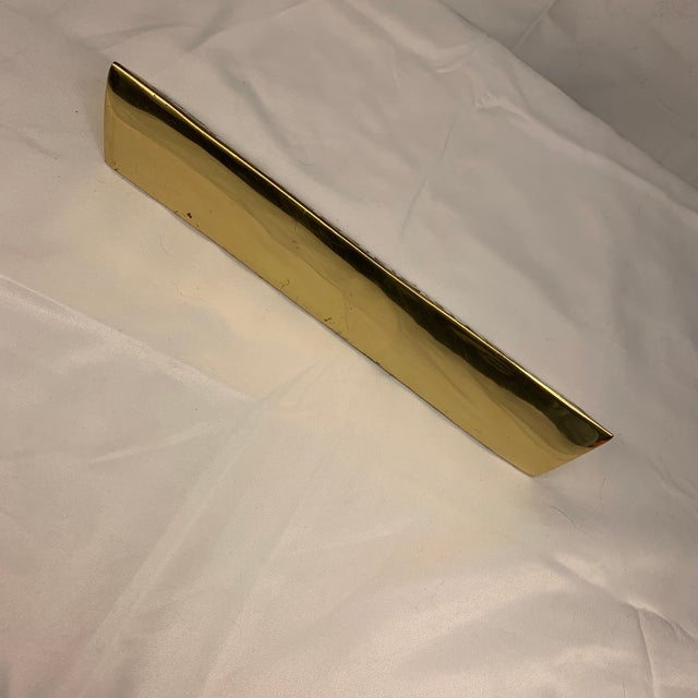 Vintage 1960s Pop Art "No Smoking Please" Brass Paper Weight Desk Sign For Sale - Image 4 of 6