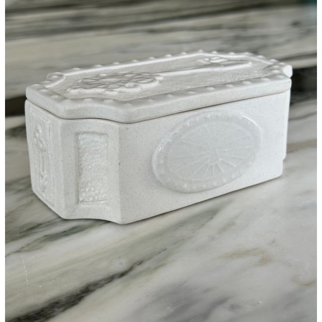 Made in Peru Vintage Jonathan Adler Heart Key Trinket Box For Sale In Seattle - Image 6 of 10