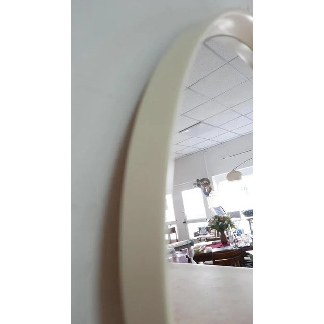 Mid-Century Round Mirrror, 1970s For Sale - Image 5 of 10