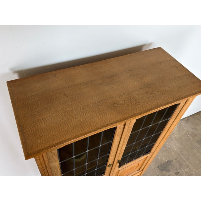 Mid-Century Modern Danish Oak Display Cabinet with Leaded Glass Doors, 1960s For Sale - Image 13 of 14