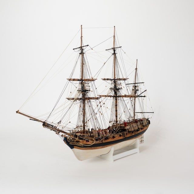 Wood Italian Amati HMS Fly Ship Model, Hand-Assembled, 1:64 Scale, Restored For Sale - Image 7 of 18