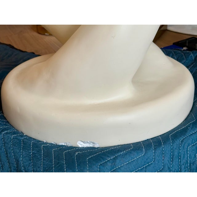 Attributed to Michael Taylor Designs Twist Table in Signature White. Minor Chips at Base and Rim For Sale In San Francisco - Image 6 of 6