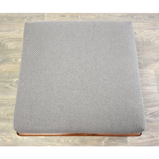Mid-Century Modern t.h. Robsjohn Gibbings for Widdicomb Ottoman For Sale - Image 3 of 7