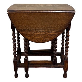 Antique English Table Drop Leaf Gateleg Barley Twist Oak Oval C. 1920-30s For Sale