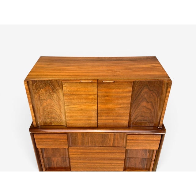 Edmond J. Spence, Sculptural Highboy, Walnut, Sweden, 1950s For Sale - Image 12 of 14