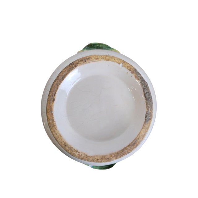 18th Century Covered Majolica Tureen with Fruit Finial, Cerreto / Naples, 1780 For Sale - Image 5 of 11