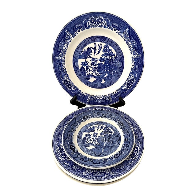 Vintage Blue Willow Ware Dinner Plates-A Set For Sale