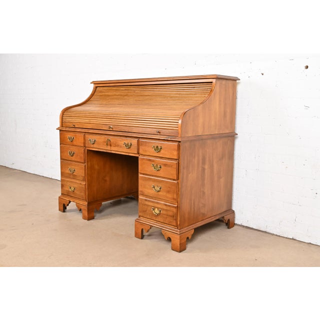 Ethan Allen American Colonial Solid Maple Roll Top Desk For Sale - Image 12 of 12
