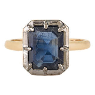 2.28 Carat Sapphire Georgian Style Black Rodium Solitaire Ring Size 6.5 in 18k Solid Gold For Sale