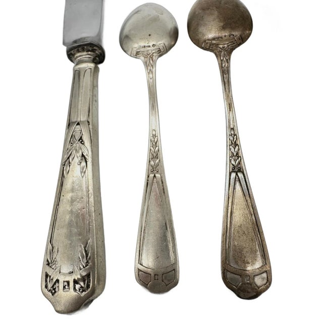 Early 19th Century Art Nouveau Serveware Set of Seven by Sheffield- 7 Pieces For Sale - Image 4 of 8