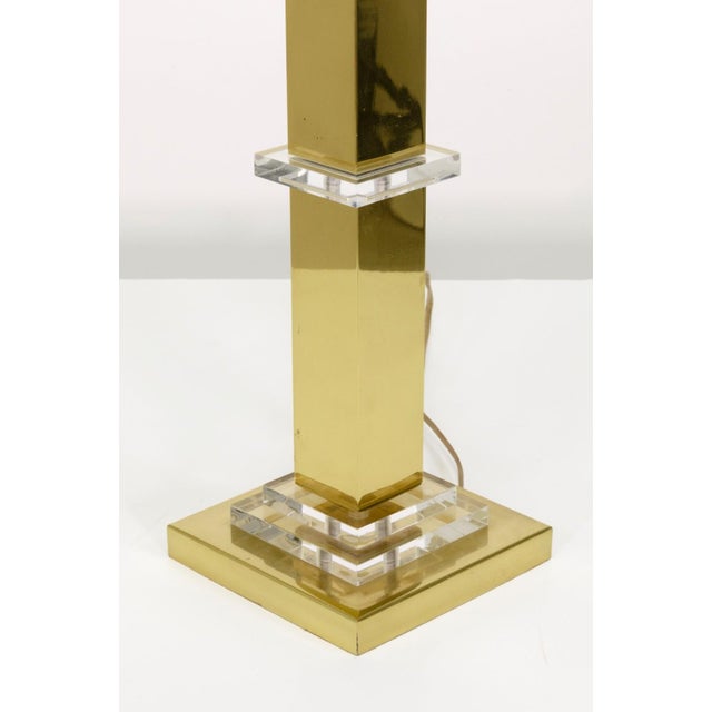 1950s 1950s Fredrick Cooper Lucite and Brass Table Lamp With Shade For Sale - Image 5 of 5