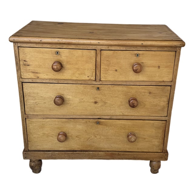 19th Century English Pine Chest of Drawers For Sale