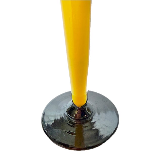 Murano Vintage Mid-Century Modern Murano Glass Tulip Vase For Sale - Image 4 of 5