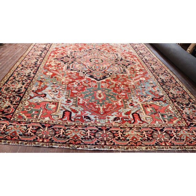 Antique Persian Heriz/Serapi Carpet, 8.3x11.7 For Sale In Chicago - Image 6 of 11