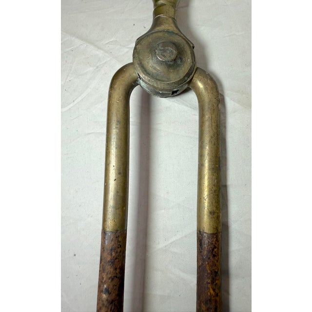 Antique 18th Century Wrought Iron Turned Brass English Fireplace Tongs Tool 2 For Sale In New York - Image 6 of 10