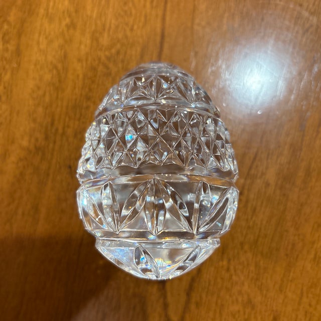 Traditional Waterford Crystal Imperial Diamond & Fan Cut Egg For Sale - Image 3 of 4